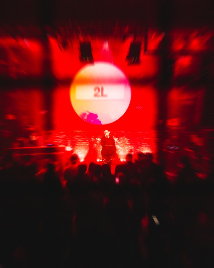 2L, LâINTERVIEW 2l 4 40shotbymanuki