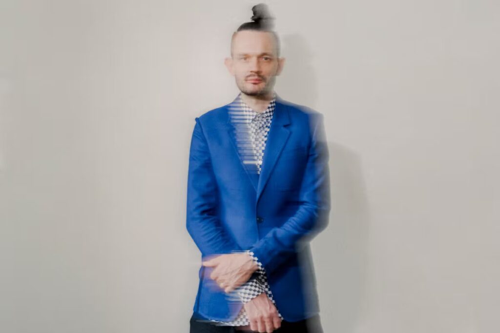 APPARAT - A HUM OF MAYBE, L’ALBUM DÉCOMPLEXÉ TOUT EN NUANCES ! Apparat