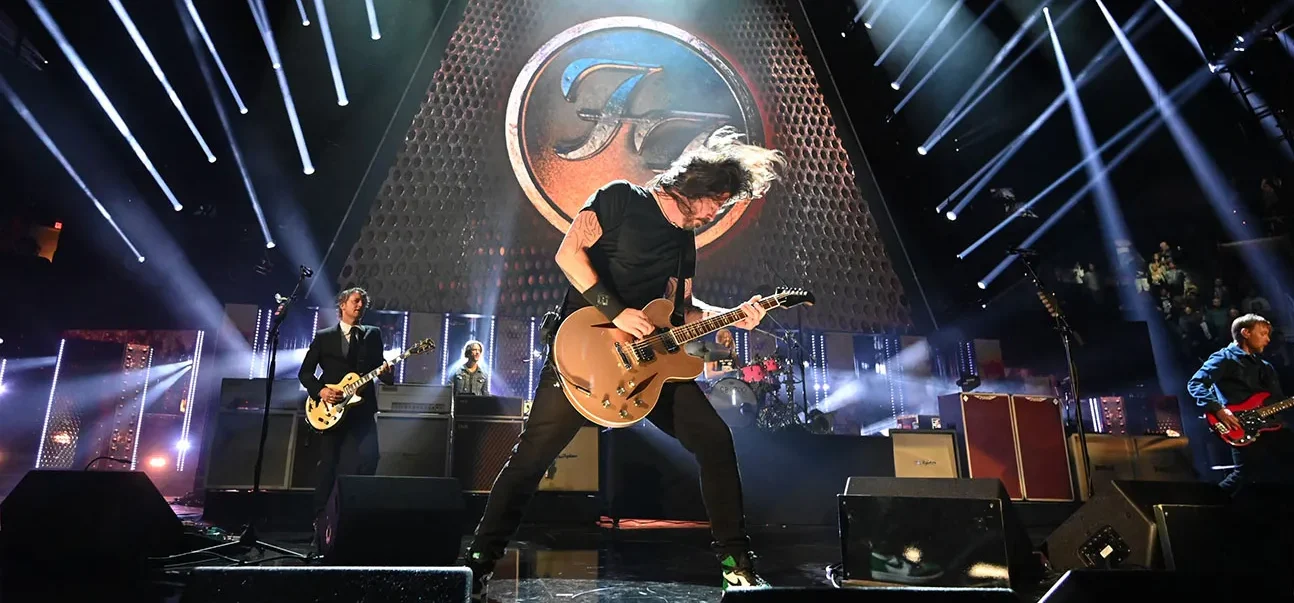 FOO FIGHTERS : LE ROCK QUI LÂCHE RIEN