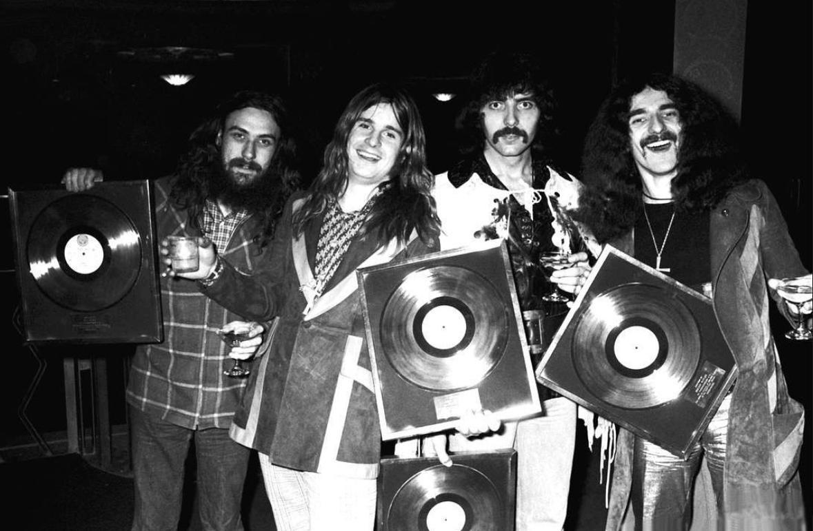 Magazine black sabbath